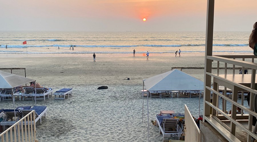 Morjim Beach